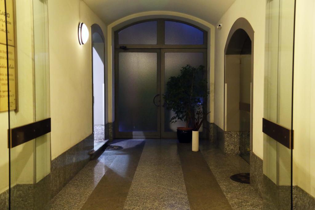 Charming Apartment The Castle Milan Exterior photo